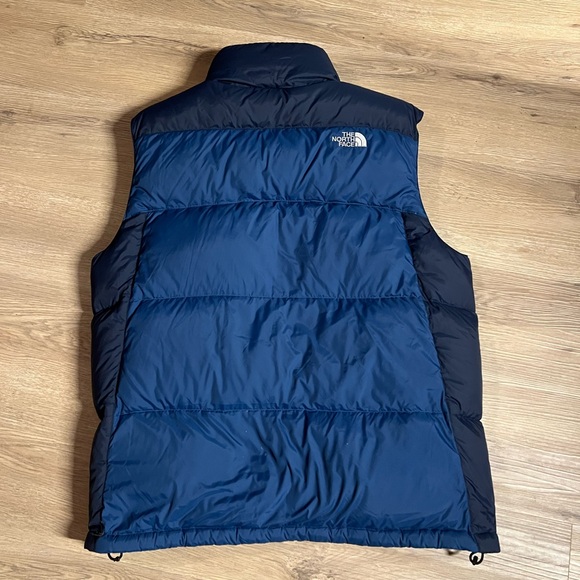 The North Face 550 Puffer Vest - Picture 5 of 6